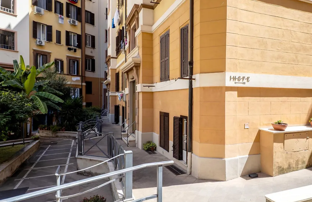 Home Suitte In San Giovanni Near Basilica - Roma --1